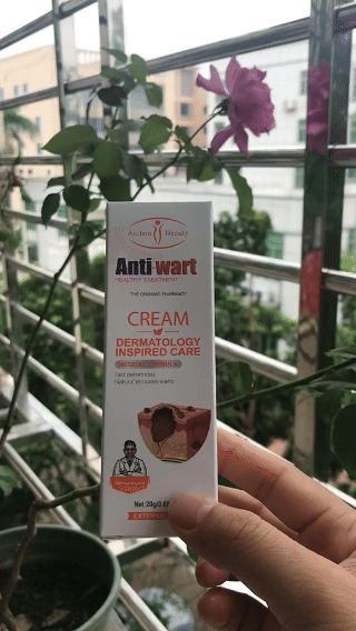 Aplicacion crema anti verrugas